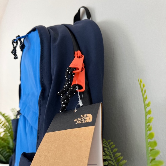 The North Face Mountain Large Daypack Brand New main image 9